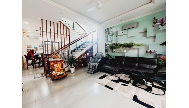Chỉ 5.8 TỶ TL! 78M² – 2Tầng/2pn, HẺM XE HƠI, Nguyễn Tư Giản Gò Vấp!